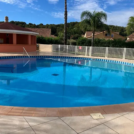 Mazet Cosy Climatise Terrasse Privee Et Piscine Дом отдыха *